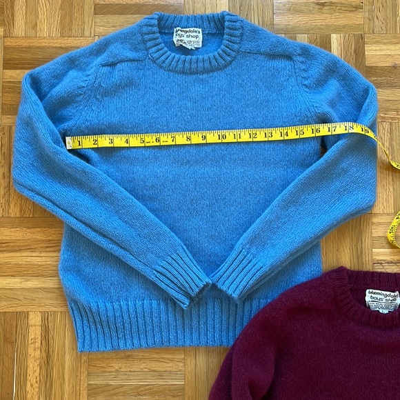 Bloomingdale's Sweaters - VINTAGE 100% Wool Bloomingdale's Boys' Shop Blue Sweater L/16-18